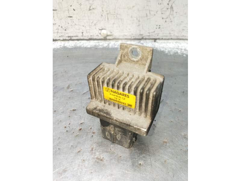 Recambio de caja precalentamiento para opel vivaro a furgoneta (x83) 2.0 cdti (f7) referencia OEM IAM 8200859243  2006