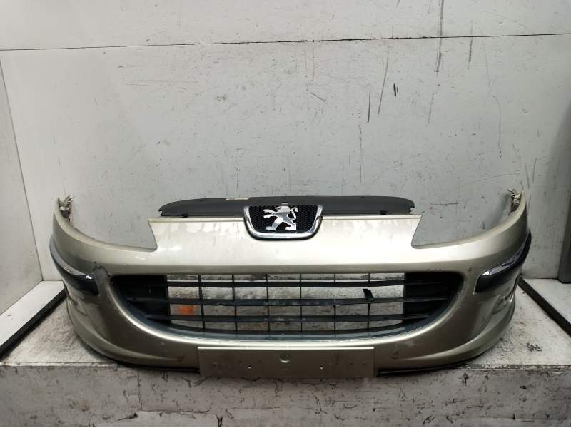 Recambio de paragolpes delantero para peugeot 407 sw (6e_, 6d_) 2.0 hdi 135 referencia OEM IAM   