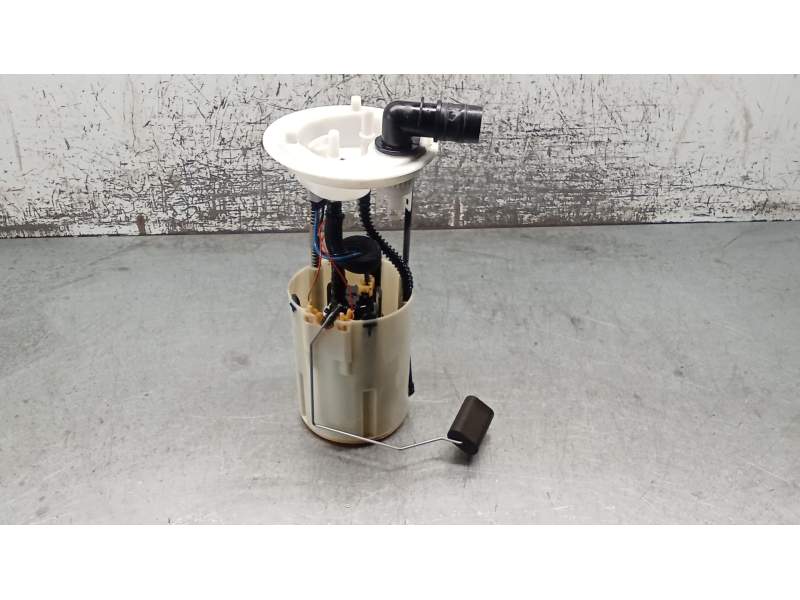 Recambio de bomba combustible para iveco daily vi furgoneta 33s13, 35s13, 35c13 referencia OEM IAM 69503676  14