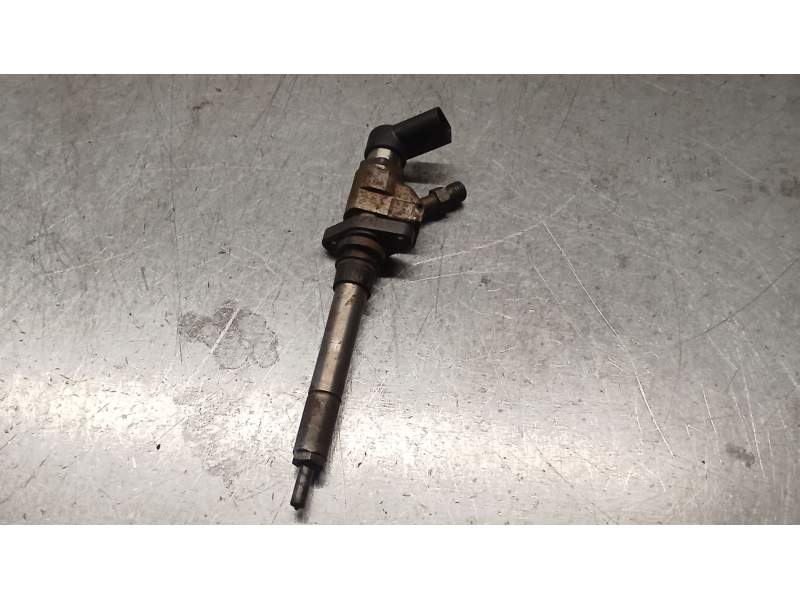 Recambio de inyector para peugeot 407 sw (6e_, 6d_) 2.0 hdi 135 referencia OEM IAM 9657144580  SIEMENS