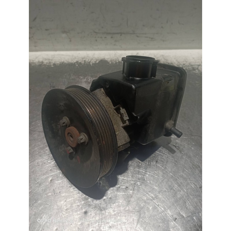 Recambio de bomba direccion para mercedes sprinter 02.00  caja cerrada referencia OEM IAM 0024667501  