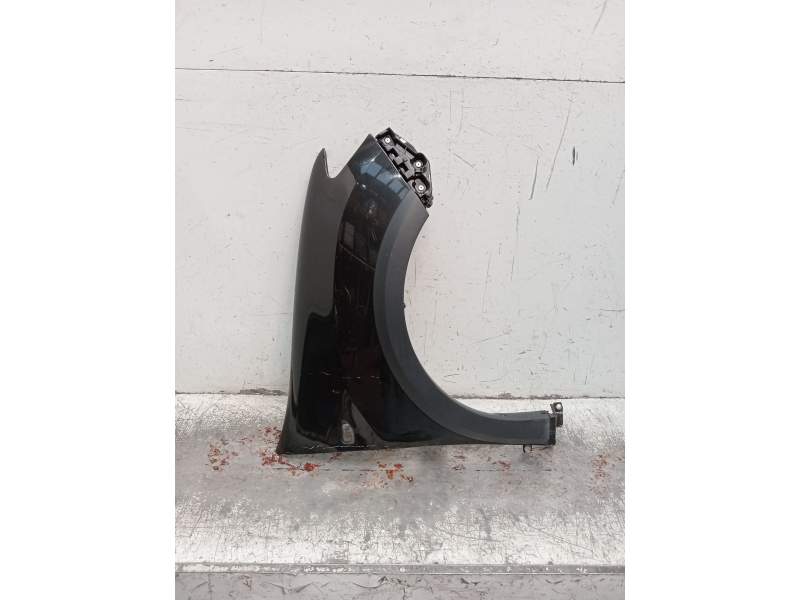 Recambio de aleta delantera derecha para dacia sandero ii (b8_) tce 90 (b8m1, b8ma) referencia OEM IAM   