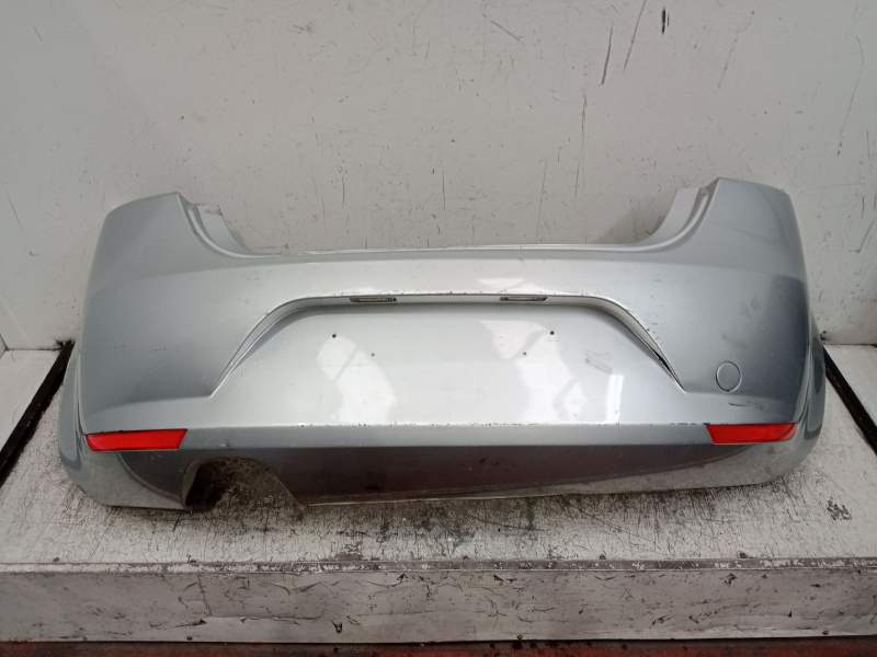 Recambio de paragolpes trasero para seat leon (1p1) 1.9 tdi referencia OEM IAM   
