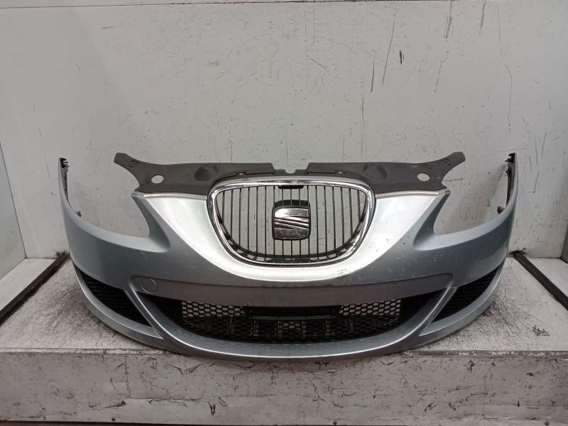 Recambio de paragolpes delantero para seat leon (1p1) 1.9 tdi referencia OEM IAM   