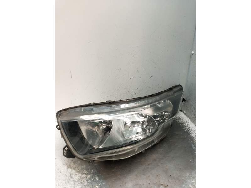 Recambio de faro izquierdo para iveco daily vi furgoneta 33s13, 35s13, 35c13 referencia OEM IAM 5801473750  2014