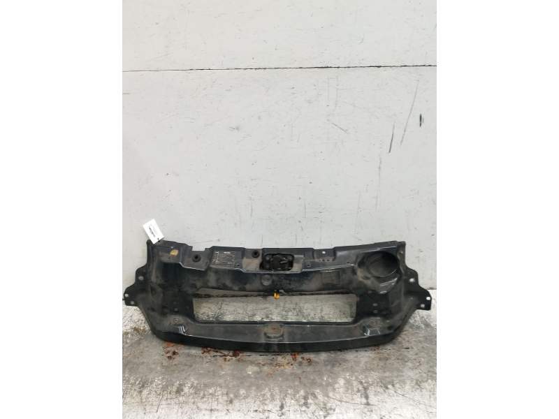 Recambio de panel frontal para iveco daily vi furgoneta 33s13, 35s13, 35c13 referencia OEM IAM   2014