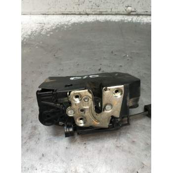 MOTOR CIERRE CENTRALIZADO DELANTERO DERECHO 5P 2014