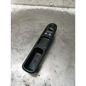 MANDO ELEVALUNAS DELANTERO IZQUIERDO 3P 2001