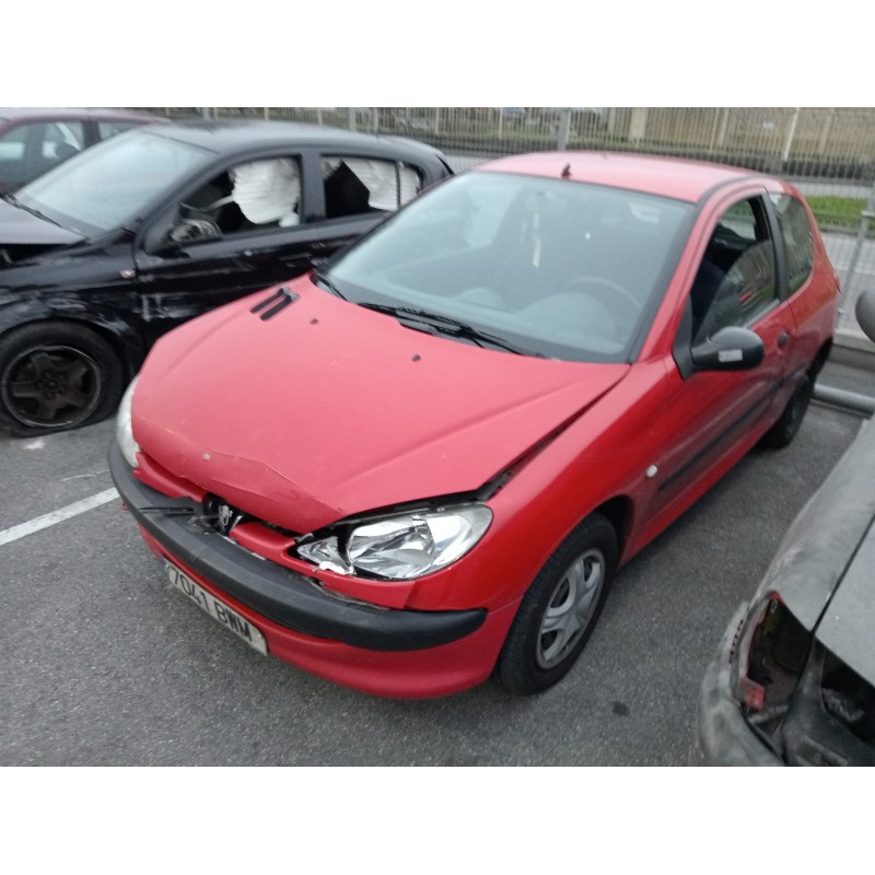 peugeot 206 berlina del año 2002