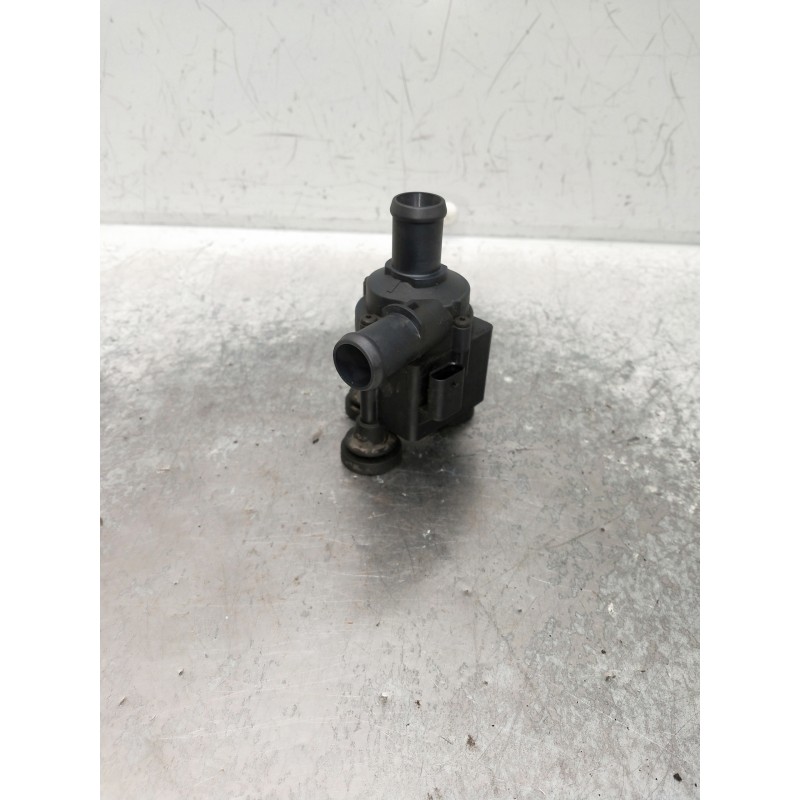 Recambio de bomba agua para audi a4 avant (8w5) sport edition quattro referencia OEM IAM 06H121601P 705564000 