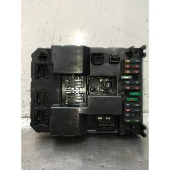 CAJA RELES / FUSIBLES 9651197680 BSIJ0400 2001