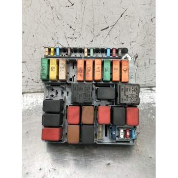 CAJA RELES / FUSIBLES 51905216 2014