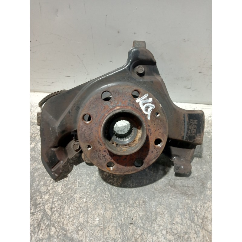 Recambio de mangueta delantera izquierda para opel corsa d cosmo referencia OEM IAM 55703154163 55700932 