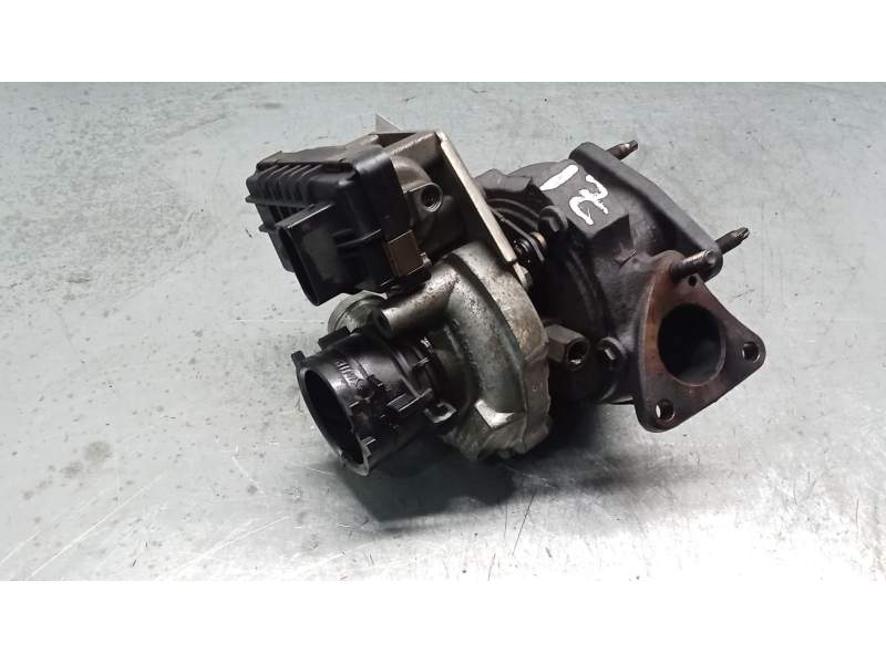 Recambio de turbocompresor para jaguar xf 2.7 v6 diesel luxury referencia OEM IAM 6RBQ6K682BD 7523416 IZQUIERDO