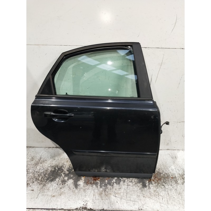 Recambio de puerta trasera derecha para volvo s40 berlina 2.0 d kinetic referencia OEM IAM   4P