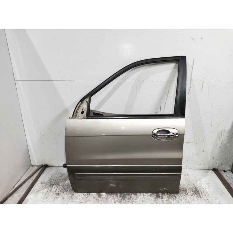 Recambio de puerta delantera izquierda para kia carnival td ls referencia OEM IAM   5P