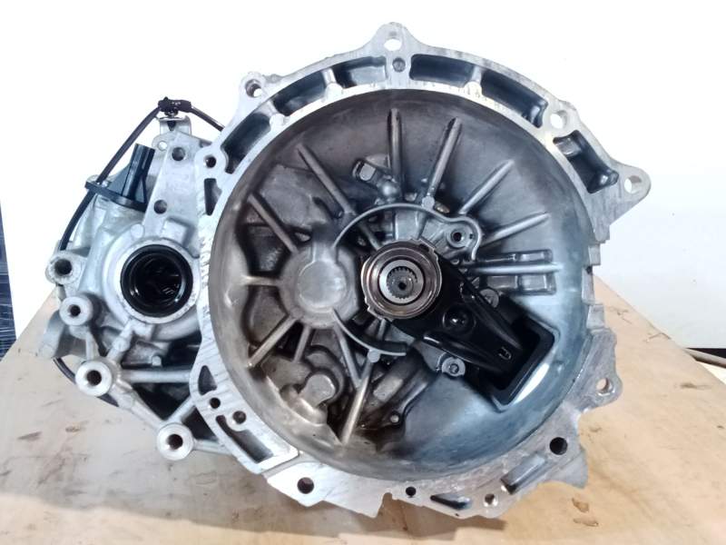 Recambio de caja cambios para mazda 6 hatchback (gh) 1.8 mzr referencia OEM IAM 8TF6095065 5V 