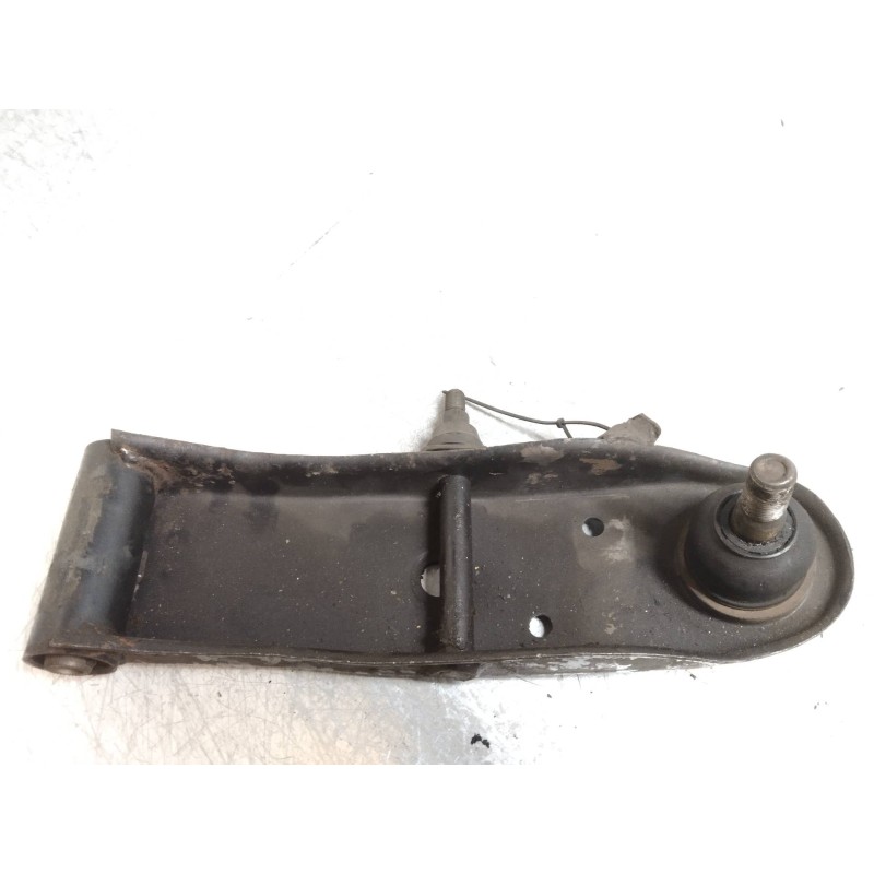 Recambio de brazo suspension inferior trasero izquierdo para nissan vanette (c 220) vanette transporter referencia OEM IAM   