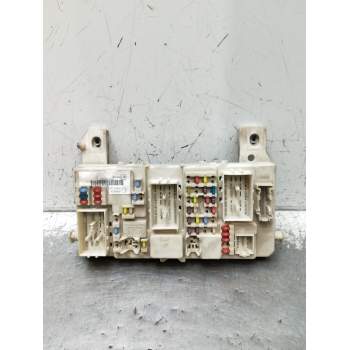 CAJA RELES / FUSIBLES 8M5T14014GAC 8A02401080328 7M5T14A073BB 2008