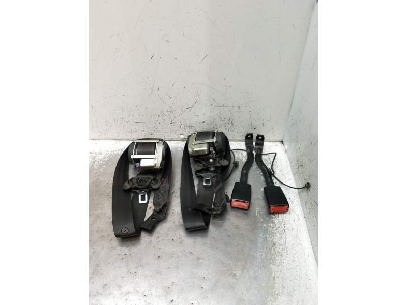 Recambio de juego cinturones delantero para seat leon (1p1) 1.9 tdi referencia OEM IAM  5P 2005