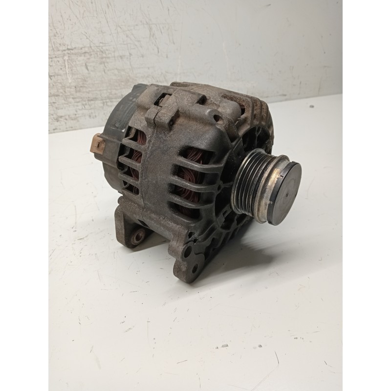 Recambio de alternador para audi a4 avant (b5) 1.9 tdi referencia OEM IAM   