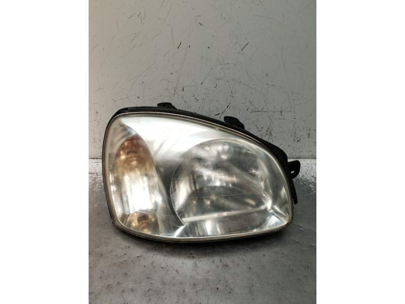 Recambio de faro derecho para hyundai santa fé i furgoneta/suv (sm) 2.4 4x4 referencia OEM IAM   