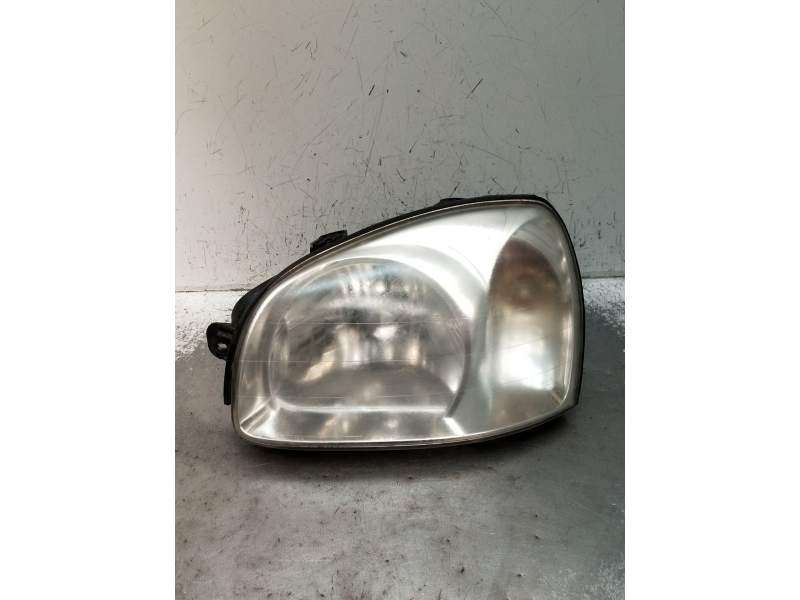 Recambio de faro izquierdo para hyundai santa fé i furgoneta/suv (sm) 2.4 4x4 referencia OEM IAM   