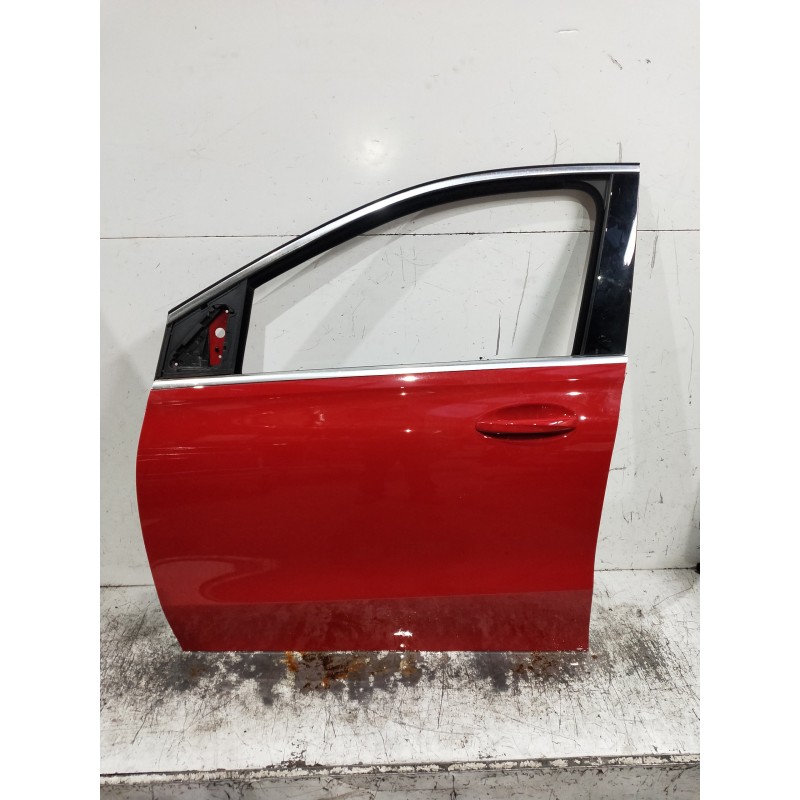 Recambio de puerta delantera izquierda para mercedes clase b (w247) b 200 d referencia OEM IAM   5P