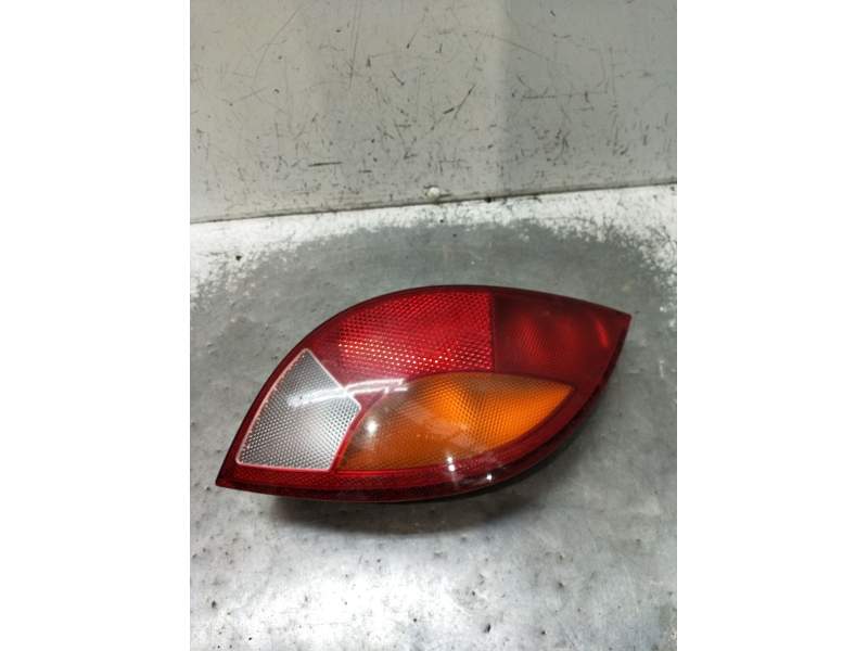 Recambio de piloto trasero derecho para ford ka (rb_) 1.3 i referencia OEM IAM   2001