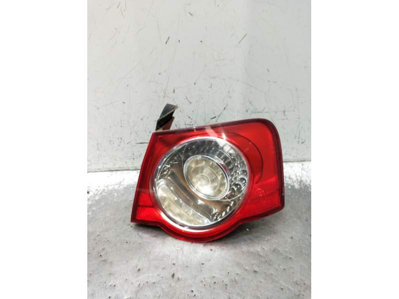 Recambio de piloto trasero derecho para volkswagen passat b6 (3c2) 2.0 tdi 16v referencia OEM IAM 3C5945096C  2005