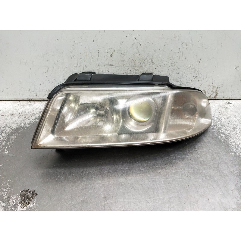 Recambio de faro izquierdo para audi a4 avant (b5) 1.9 tdi referencia OEM IAM   