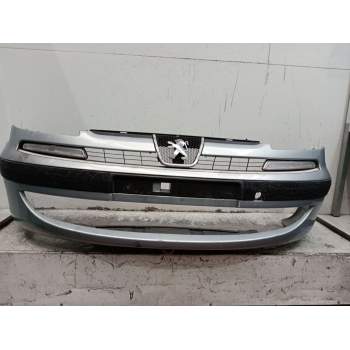 PARAGOLPES DELANTERO SIN REJILLA INTERIOR 2002
