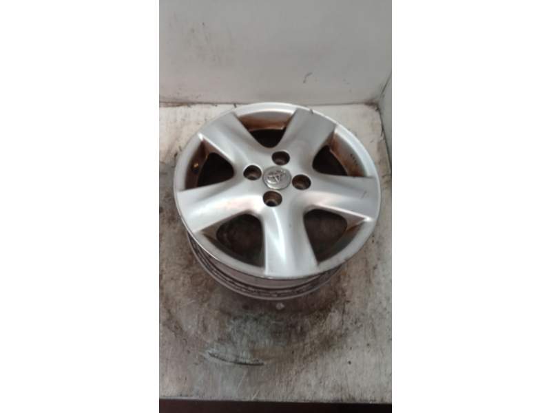 Recambio de juego llantas para toyota yaris referencia OEM IAM 5.5J15C 426110D220 ET45