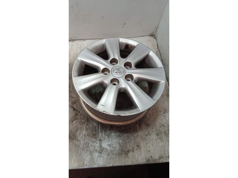 Recambio de llanta para toyota yaris referencia OEM IAM 6J15  