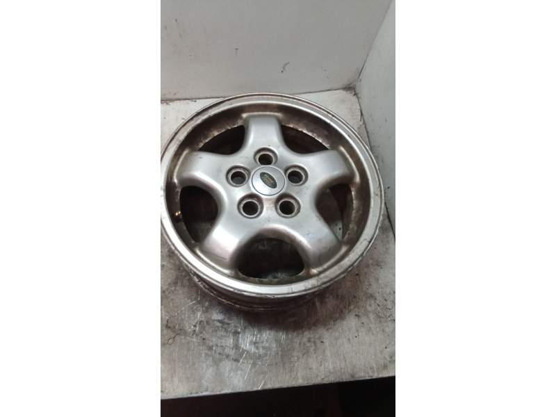 Recambio de llanta para land rover defender (ld) 2.5 td5 referencia OEM IAM 7J16  