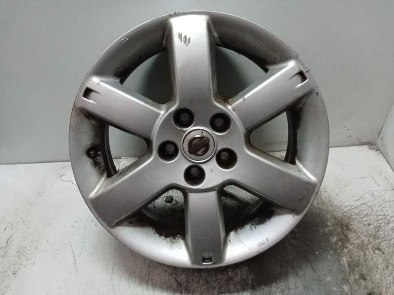 Recambio de llanta para nissan x-trail (t30) 2.2 dci diesel cat referencia OEM IAM 17X65JJ ET40  RAYADA