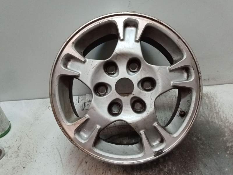 Recambio de llanta para mitsubishi montero (v60/v70) 2.5 td cat referencia OEM IAM J16X7JJ ET48  RAYADA
