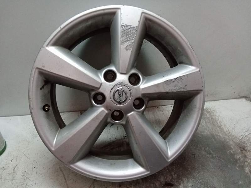 Recambio de llanta para nissan qashqai (j10) 1.5 dci turbodiesel cat referencia OEM IAM 17X7JCH ET20  RAYADA