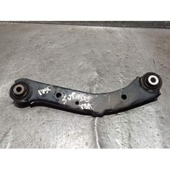 BRAZO SUSPENSION SUPERIOR TRASERO DERECHO POSTERIOR 17CRDI 2015