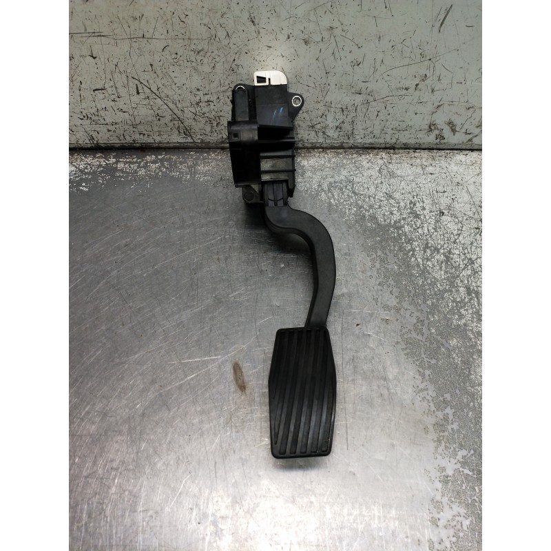 Recambio de potenciometro pedal para opel corsa d cosmo referencia OEM IAM 13305804  