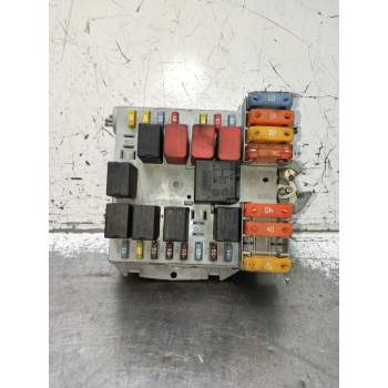 CAJA RELES / FUSIBLES 50510968 57657 2006