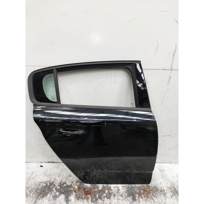 Recambio de puerta trasera derecha para peugeot 308 referencia OEM IAM   5P