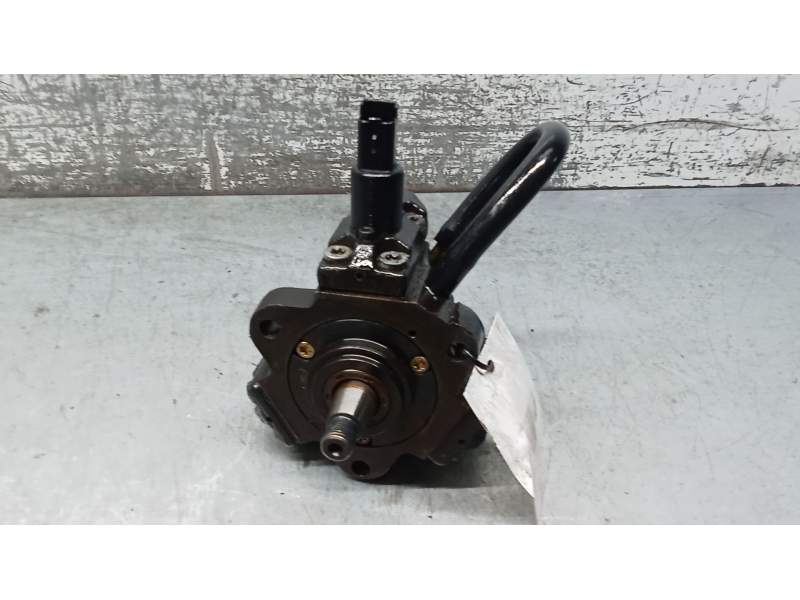 Recambio de bomba inyeccion para peugeot 807 (eb_) 2.0 hdi referencia OEM IAM 0445010021  BOSCH