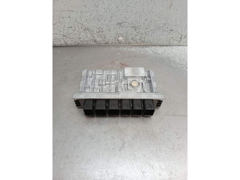 Recambio de centralita motor uce para mini cooper c referencia OEM IAM 5B4D4A901 23834712 1000605489 2024