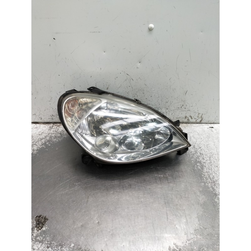 Recambio de faro derecho para citroen xsara berlina referencia OEM IAM 963708248000  