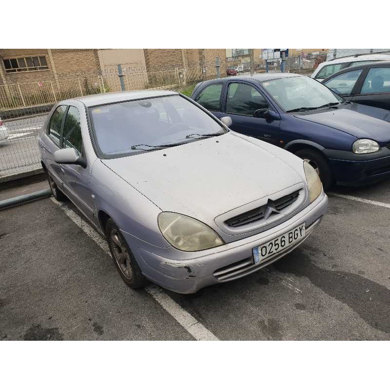 citroen xsara berlina del año 2001