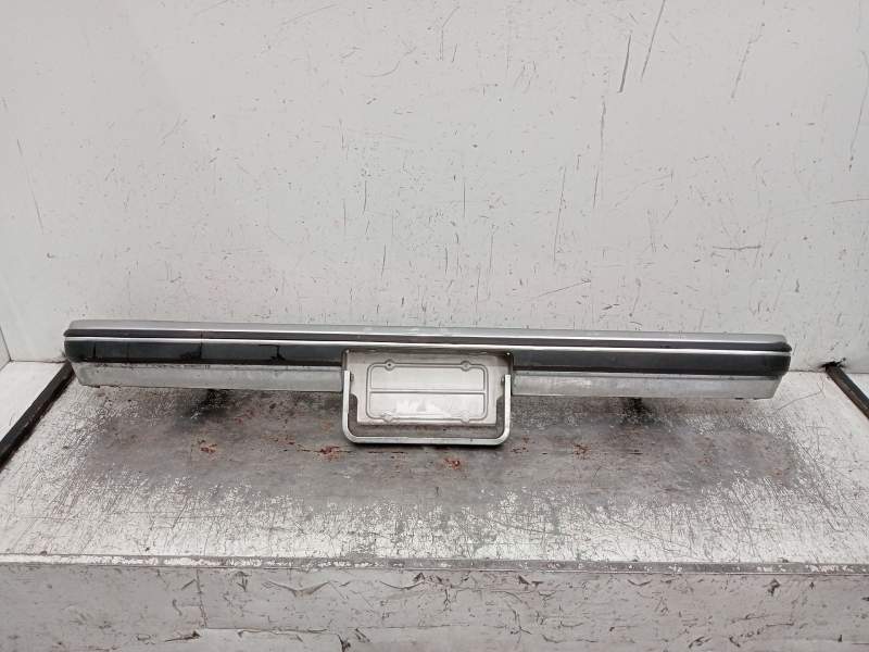 Recambio de paragolpes trasero para gmc jimmy 2.8 4x4 referencia OEM IAM   1984