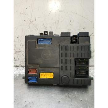 CAJA RELES / FUSIBLES 9645148980 15233500 2001