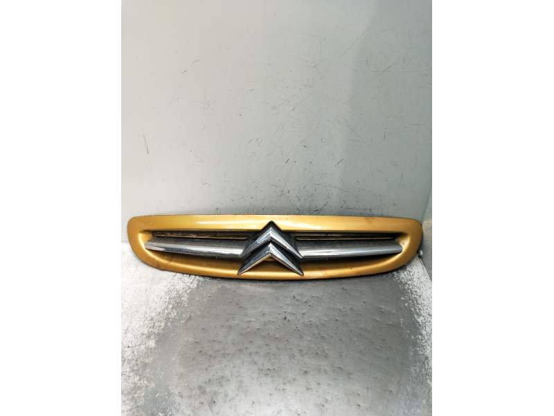 Recambio de rejilla delantera para citroën xsara (n1) 2.0 hdi 109 referencia OEM IAM   2001