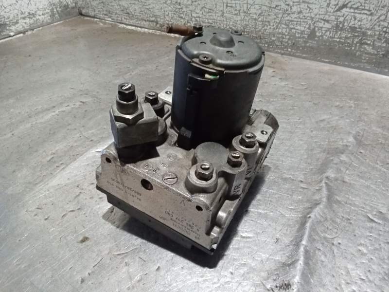 Recambio de abs para bmw 5 (e39) 525 tds referencia OEM IAM 0265217000 25TDS 1995